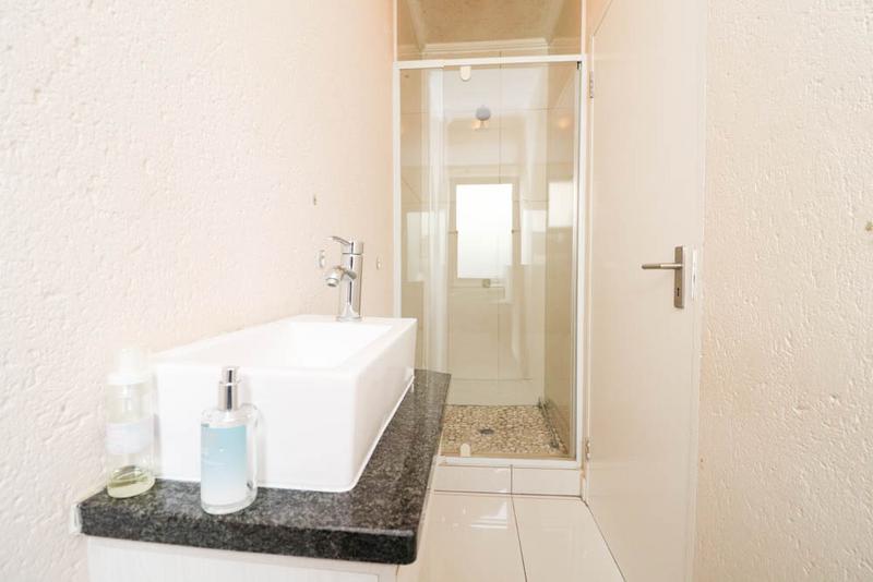 2 Bedroom Property for Sale in Beverley Gauteng