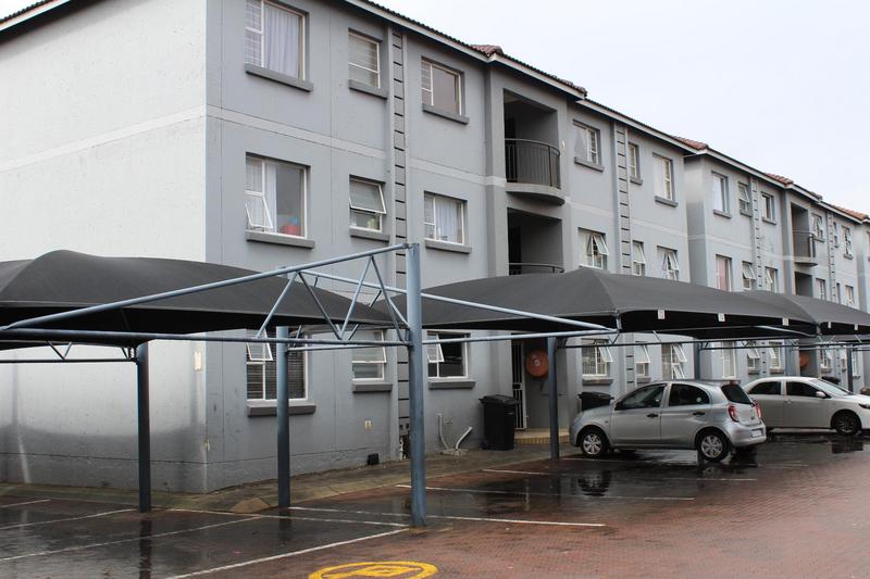 2 Bedroom Property for Sale in Bardene Gauteng