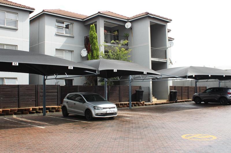 2 Bedroom Property for Sale in Bardene Gauteng