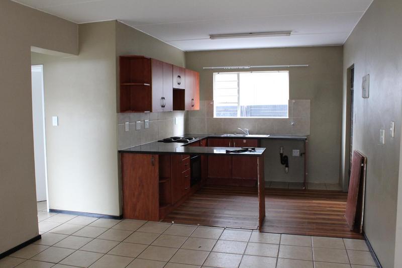 2 Bedroom Property for Sale in Bardene Gauteng