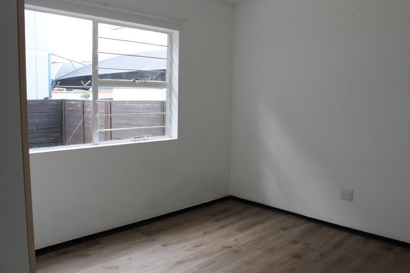 2 Bedroom Property for Sale in Bardene Gauteng