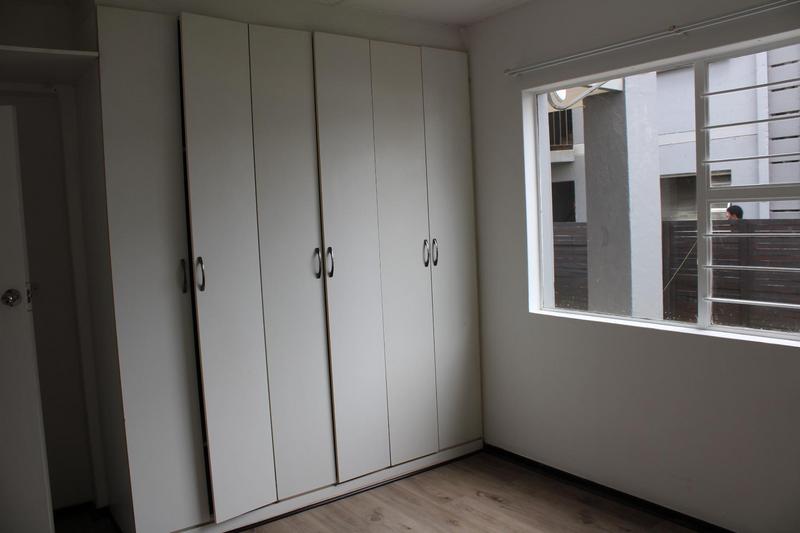 2 Bedroom Property for Sale in Bardene Gauteng