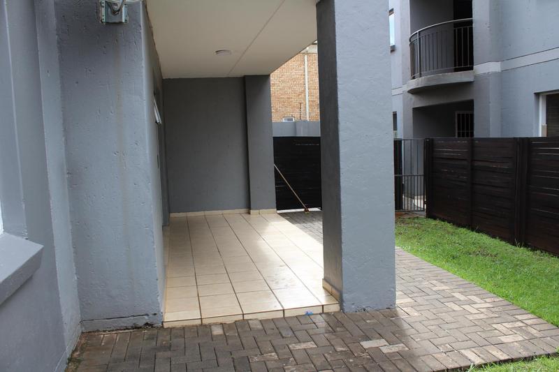 2 Bedroom Property for Sale in Bardene Gauteng