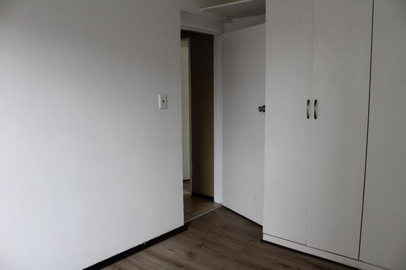 2 Bedroom Property for Sale in Bardene Gauteng