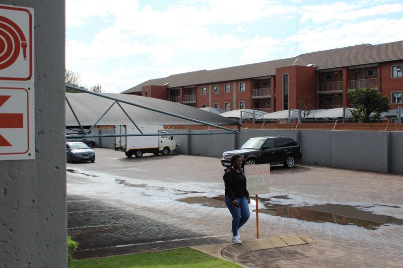 2 Bedroom Property for Sale in Bardene Gauteng