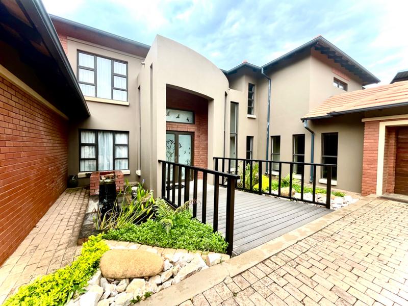 6 Bedroom Property for Sale in Midstream Estate Gauteng