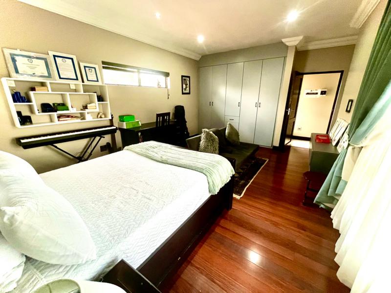 6 Bedroom Property for Sale in Midstream Estate Gauteng