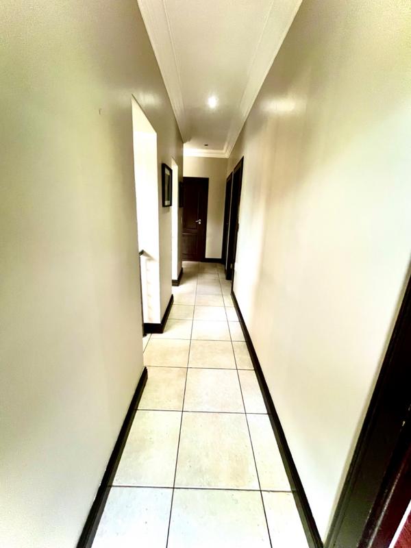 6 Bedroom Property for Sale in Midstream Estate Gauteng