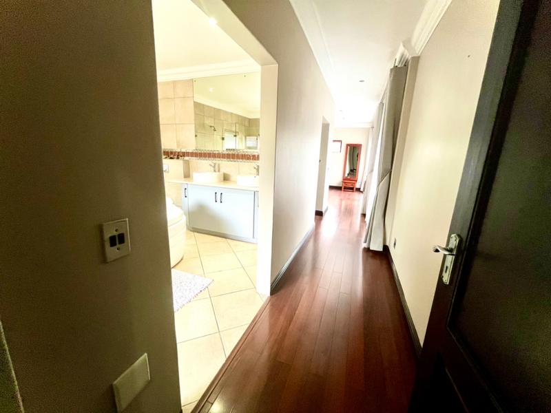 6 Bedroom Property for Sale in Midstream Estate Gauteng