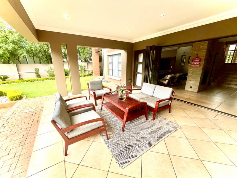 6 Bedroom Property for Sale in Midstream Estate Gauteng