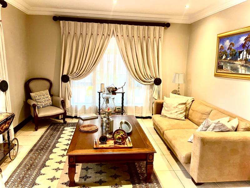 6 Bedroom Property for Sale in Midstream Estate Gauteng