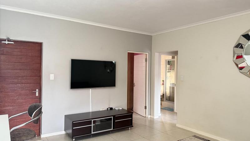 2 Bedroom Property for Sale in Golden Fields Estate Gauteng