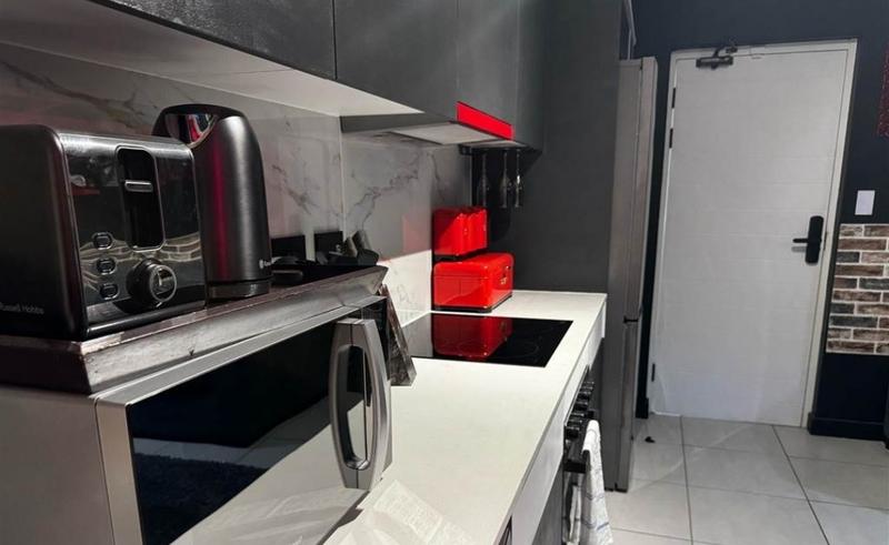 To Let 1 Bedroom Property for Rent in Kyalami Gauteng