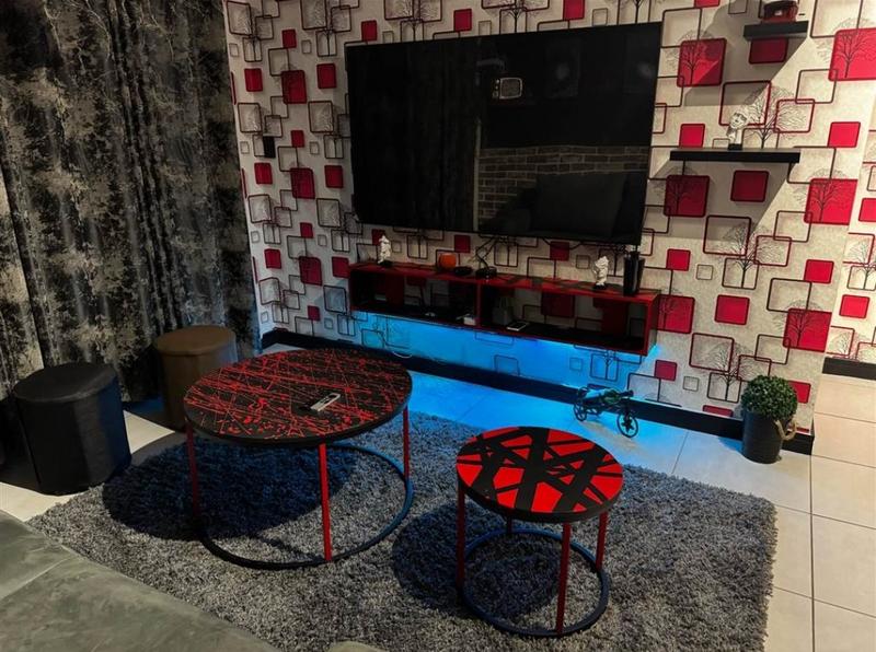 To Let 1 Bedroom Property for Rent in Kyalami Gauteng