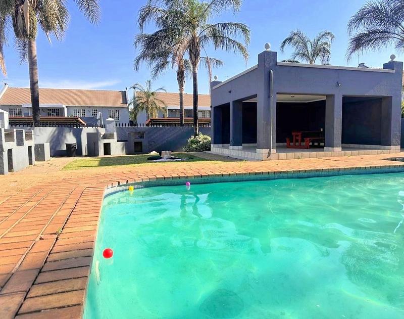 3 Bedroom Property for Sale in Bartlett Gauteng