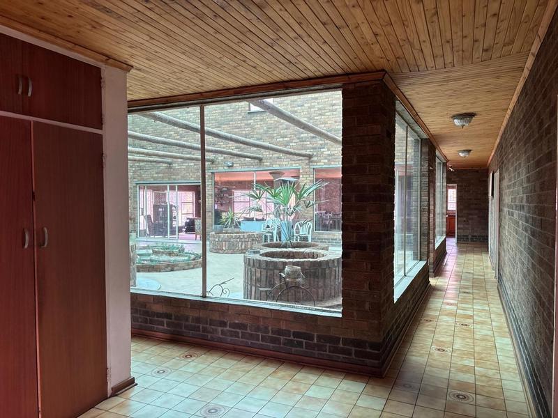 5 Bedroom Property for Sale in Nigel Gauteng