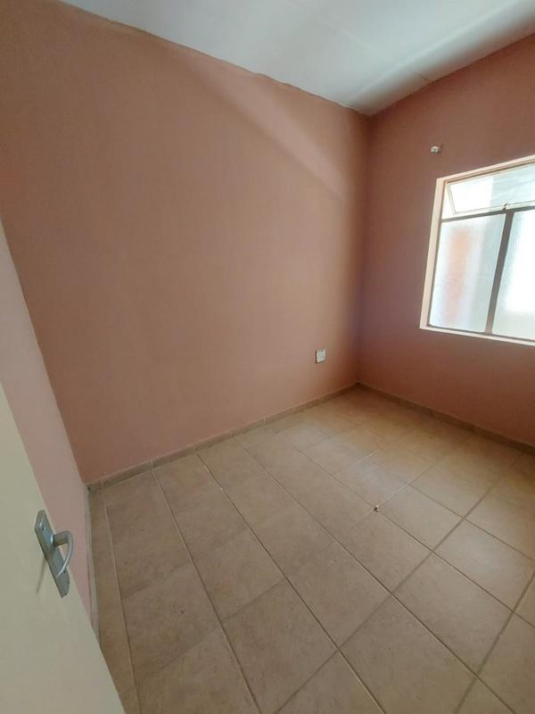 2 Bedroom Property for Sale in Fleurhof Gauteng