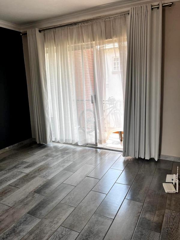 2 Bedroom Property for Sale in Noordheuwel Gauteng