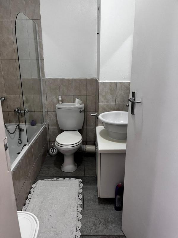 2 Bedroom Property for Sale in Noordheuwel Gauteng