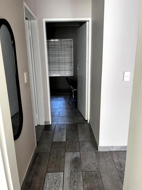 2 Bedroom Property for Sale in Noordheuwel Gauteng