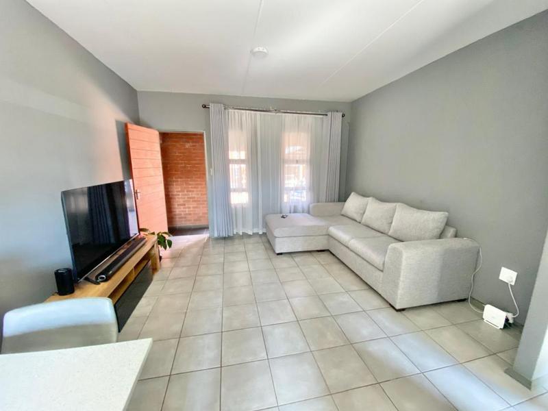2 Bedroom Property for Sale in Witpoortjie Gauteng