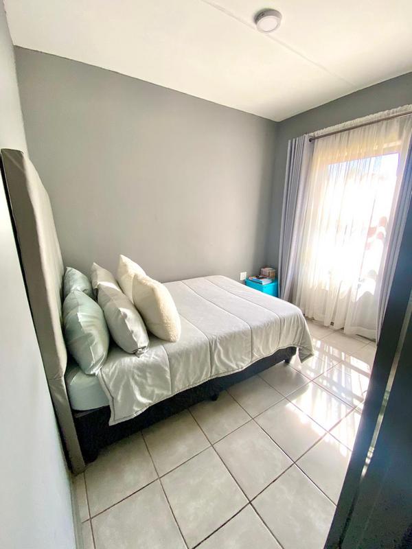 2 Bedroom Property for Sale in Witpoortjie Gauteng