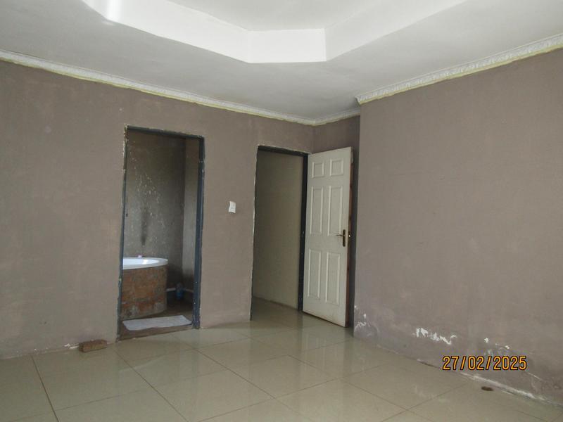 4 Bedroom Property for Sale in Mapleton A H Gauteng