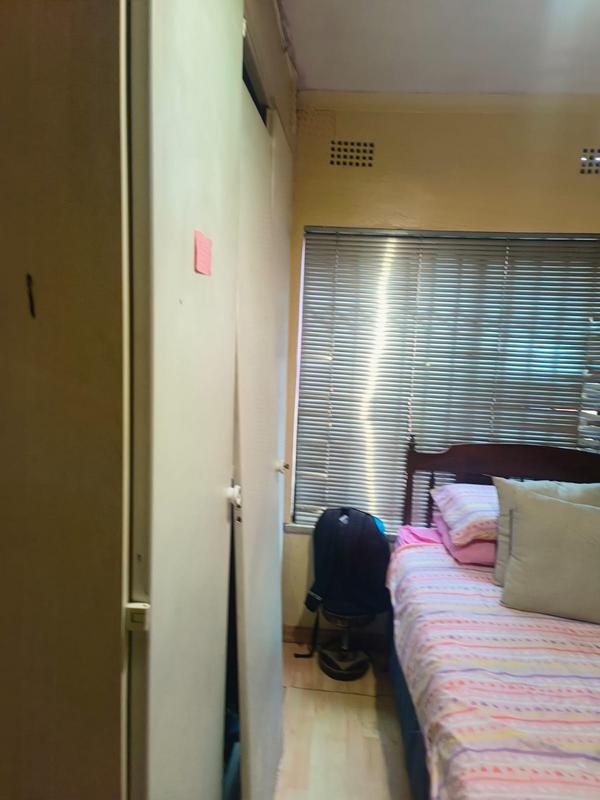 3 Bedroom Property for Sale in Meadowlands East Gauteng