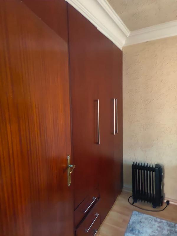 3 Bedroom Property for Sale in Meadowlands East Gauteng
