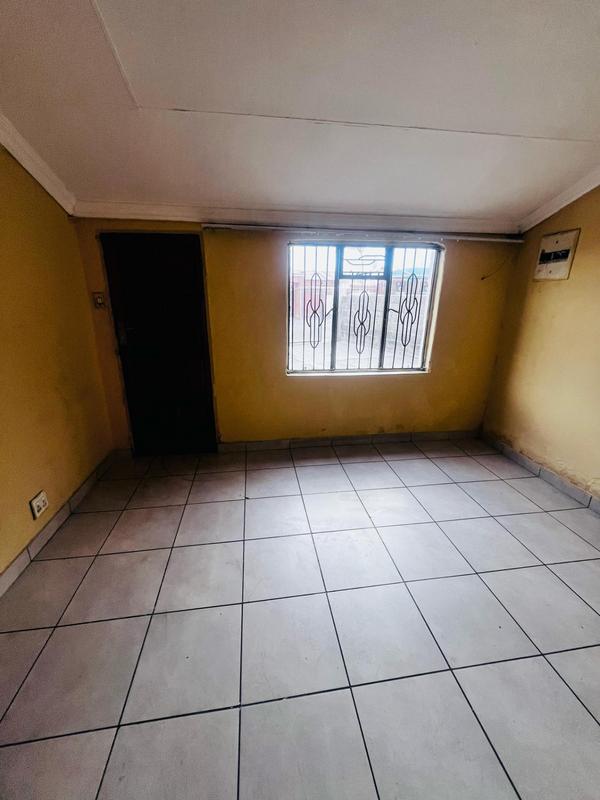 2 Bedroom Property for Sale in Pimville Gauteng