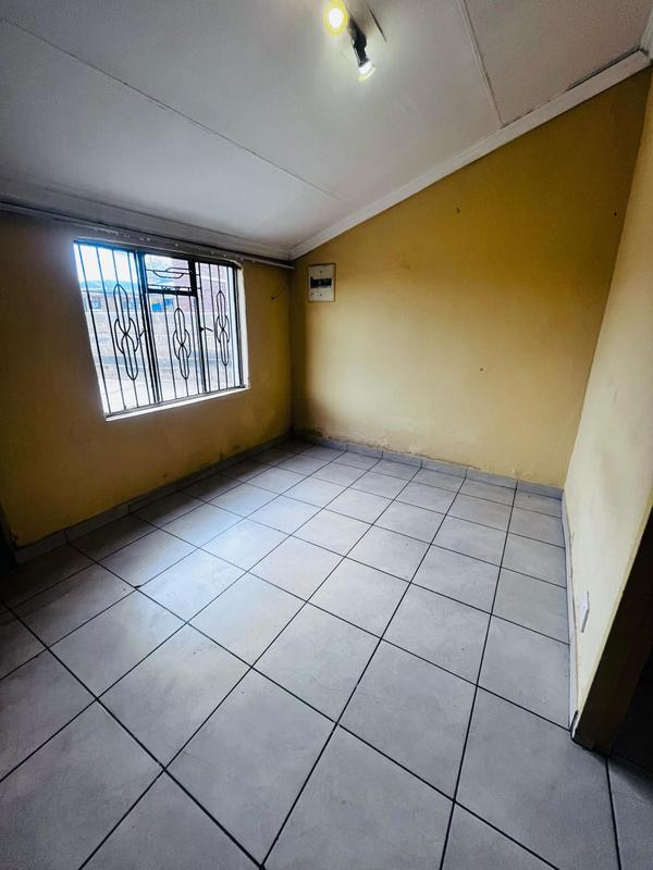 2 Bedroom Property for Sale in Pimville Gauteng