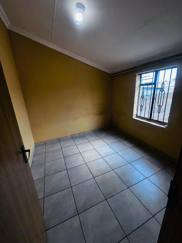 2 Bedroom Property for Sale in Pimville Gauteng