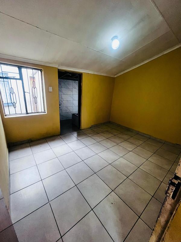 2 Bedroom Property for Sale in Pimville Gauteng