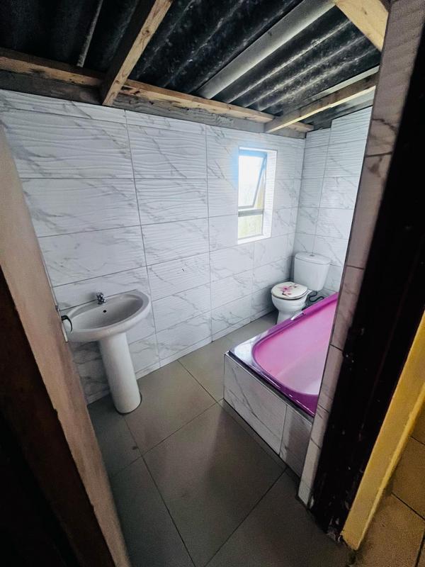 2 Bedroom Property for Sale in Pimville Gauteng