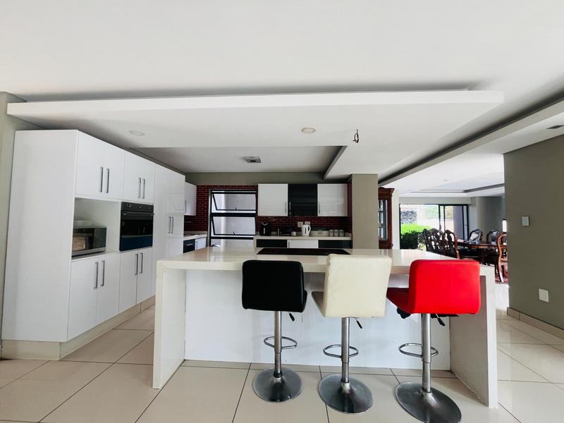 6 Bedroom Property for Sale in Serengeti Lifestyle Estate Gauteng