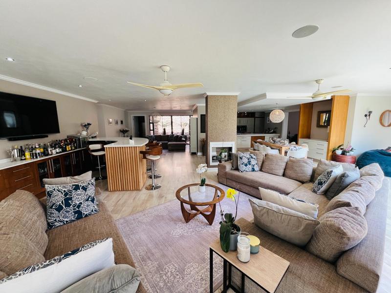 5 Bedroom Property for Sale in Serengeti Lifestyle Estate Gauteng