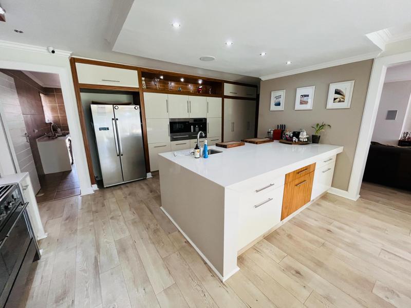 5 Bedroom Property for Sale in Serengeti Lifestyle Estate Gauteng