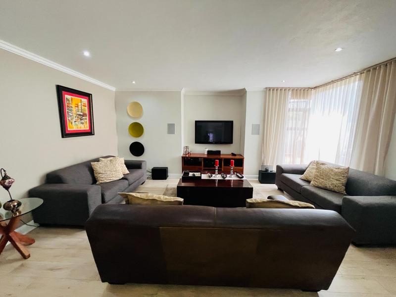 5 Bedroom Property for Sale in Serengeti Lifestyle Estate Gauteng