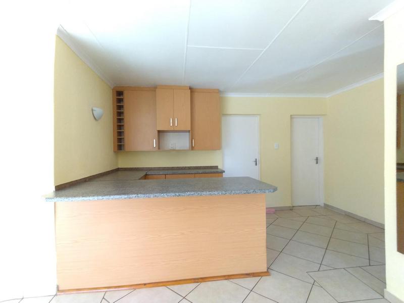 To Let 2 Bedroom Property for Rent in Randfontein Gauteng