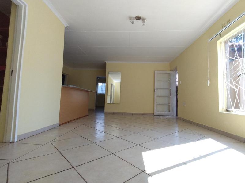 To Let 2 Bedroom Property for Rent in Randfontein Gauteng
