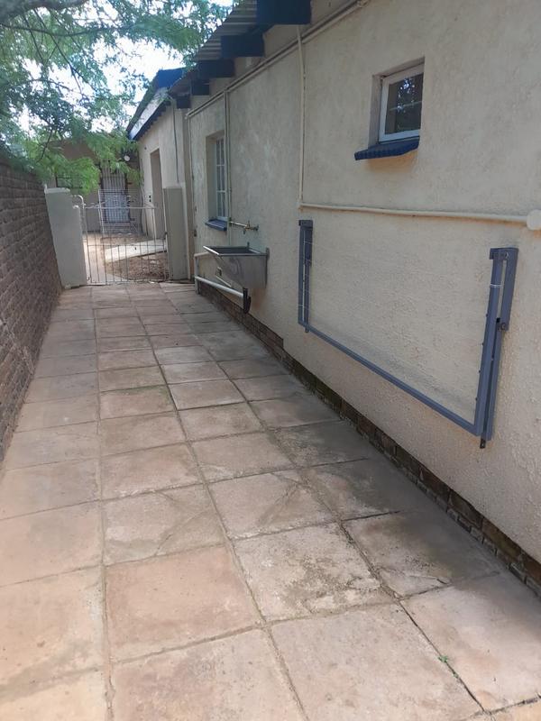 To Let 2 Bedroom Property for Rent in Randfontein Gauteng