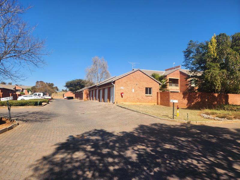 2 Bedroom Property for Sale in Equestria Gauteng