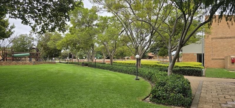 2 Bedroom Property for Sale in Equestria Gauteng