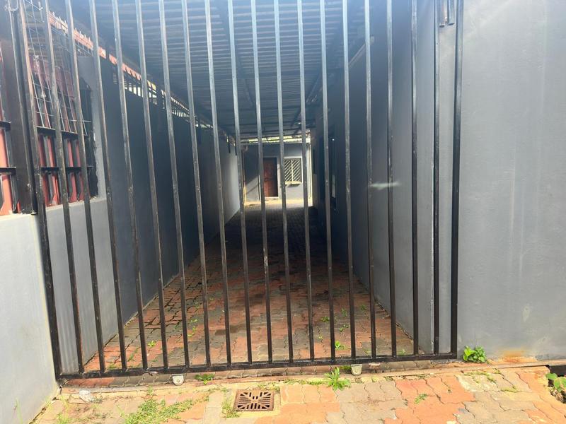 3 Bedroom Property for Sale in Laudium Gauteng