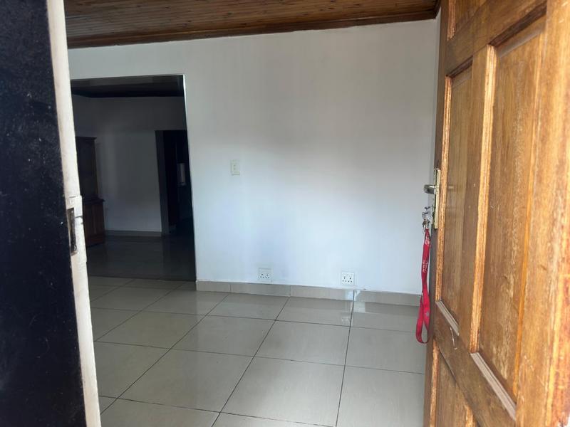 3 Bedroom Property for Sale in Laudium Gauteng
