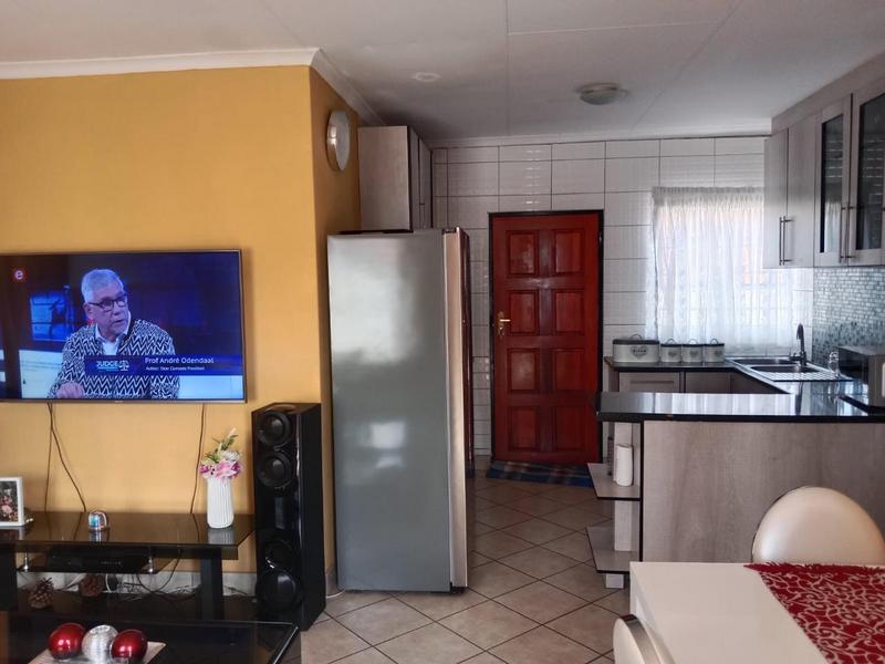 To Let 3 Bedroom Property for Rent in Kirkney Gauteng
