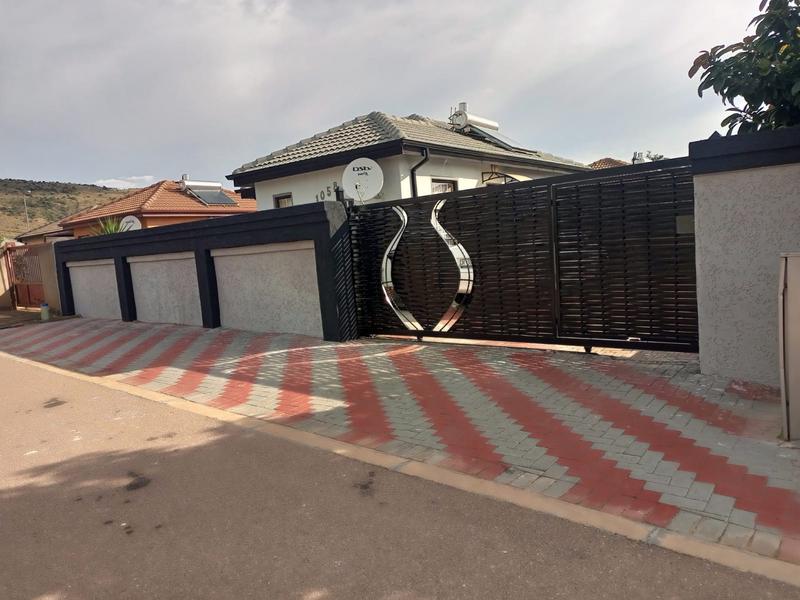 To Let 3 Bedroom Property for Rent in Kirkney Gauteng