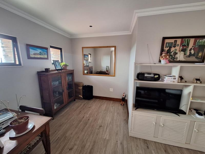 1 Bedroom Property for Sale in Newlands Gauteng