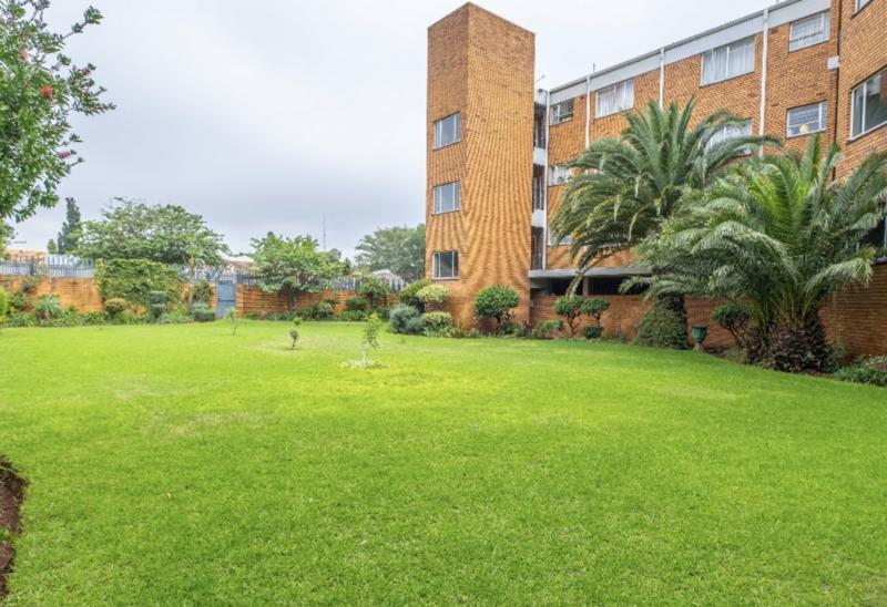 1 Bedroom Property for Sale in Malvern Gauteng
