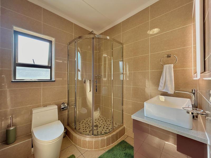 To Let 2 Bedroom Property for Rent in Blue Hills Gauteng